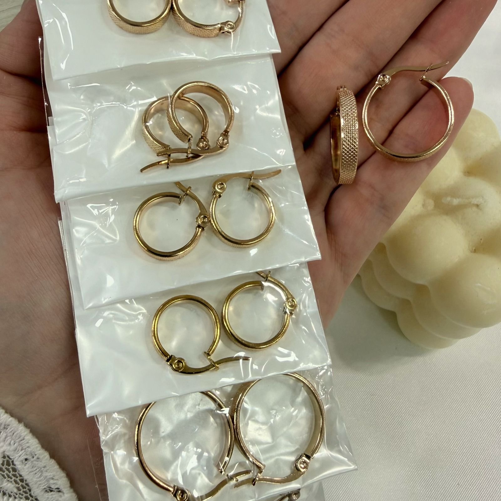 a a blister x 6 pares aros Rose mod 7 ($1000 el par)