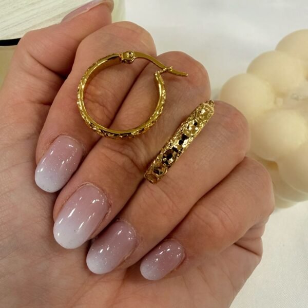 Alternative view of a a blister x 6 pares aros dorados mod 13