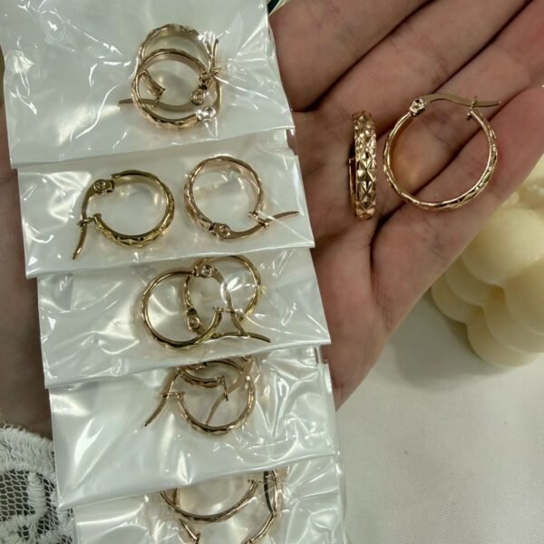 a a blister x 6 pares aros Rose mod 1 ($1000 el par)