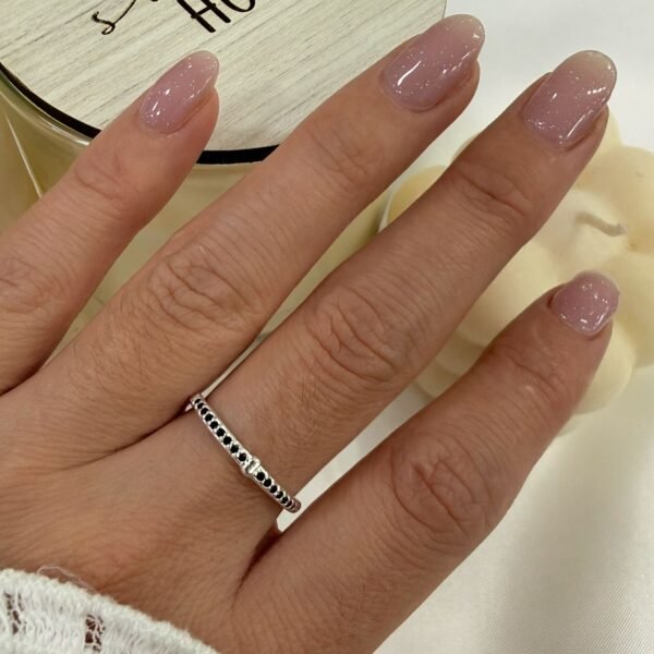 a Anillo AF microzirconia B negro