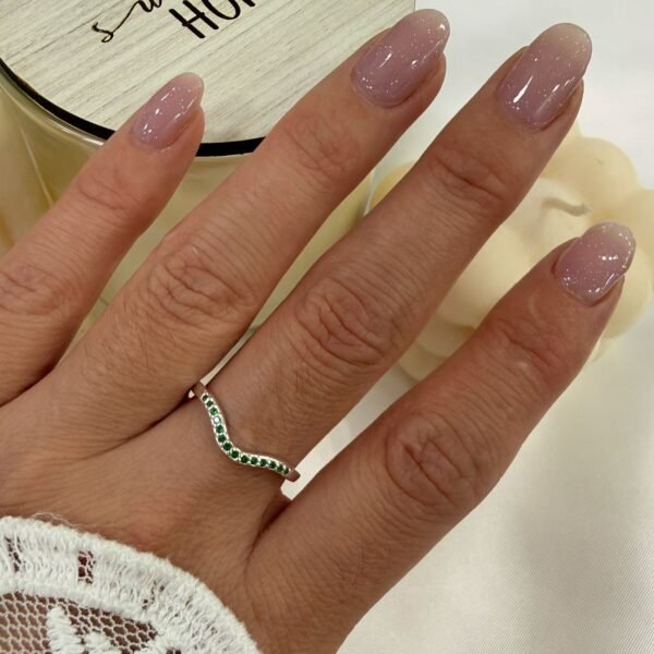 a Anillo AF microzirconia H verde esmeralda