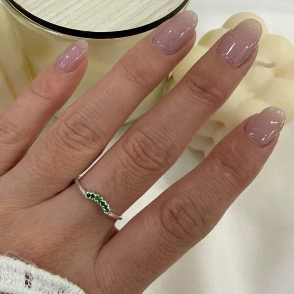 a Anillo AF microzirconia K verde esmeralda