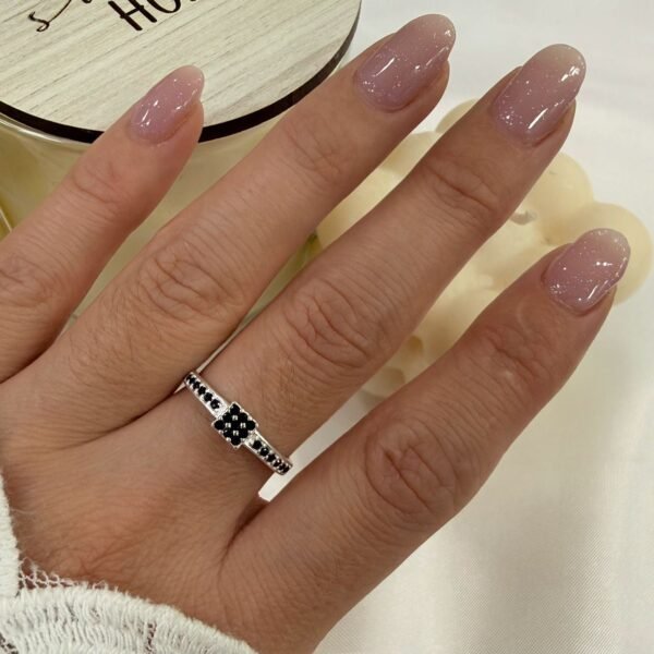 a Anillo AF microzirconia J negro