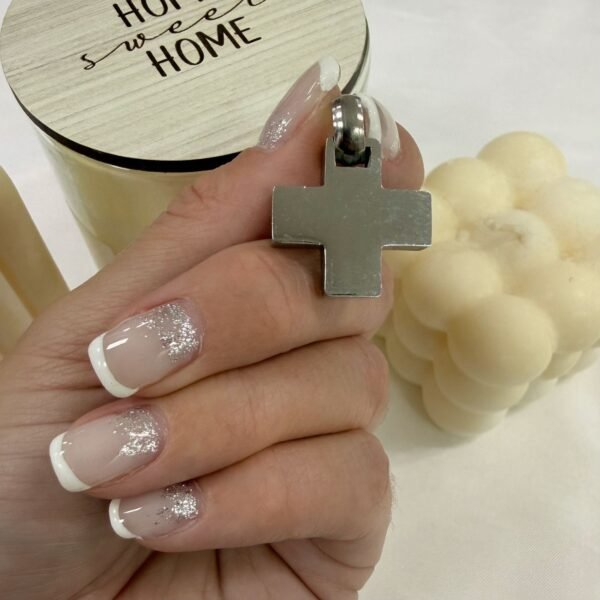 dije cruz equilibrio a.q outlet