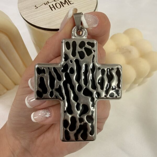 dije cruz inflada grande a.q outlet