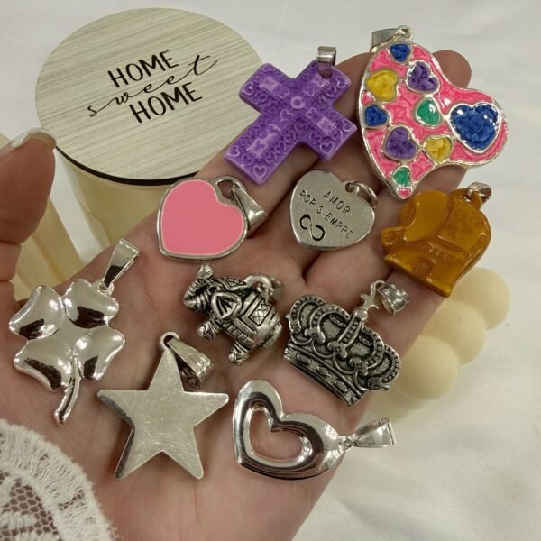 dijes x 10 unidades surtidos mod 8