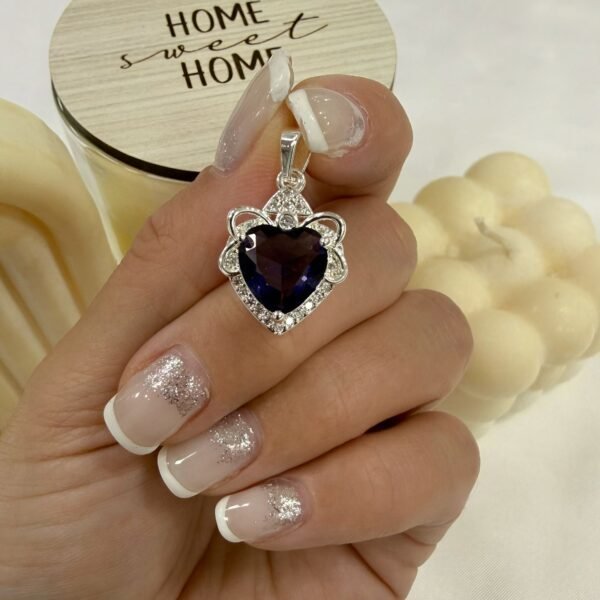 Alternative view of a a dije 0 corazon piedra colores a.b