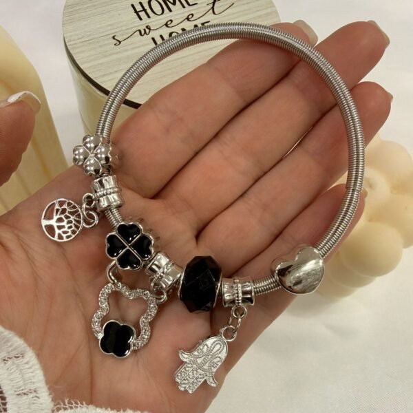 pulsera con dijes pasantes mod 11