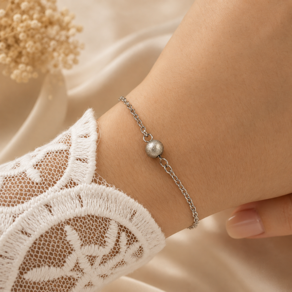 a Pulsera diseño trabajado mod 4 bolita facetada a.q