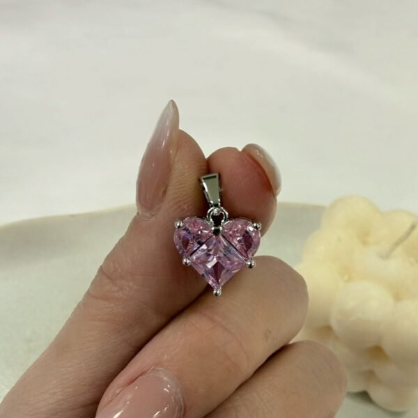 a dije a corazon triple cubic rosa a.q