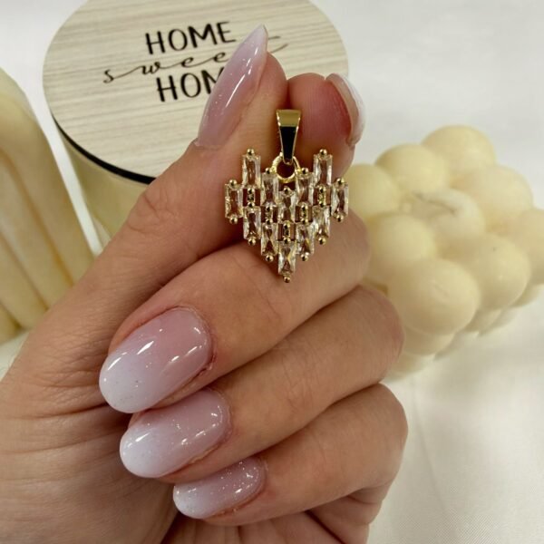 dije corazon cubic baguettes blanco dorado