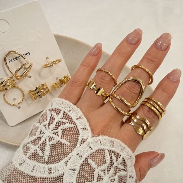 a 0 set x 6 anillos dorados modelo 10