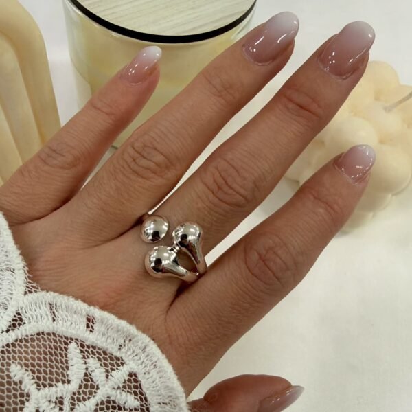 a anillo ambar 31 regulables.