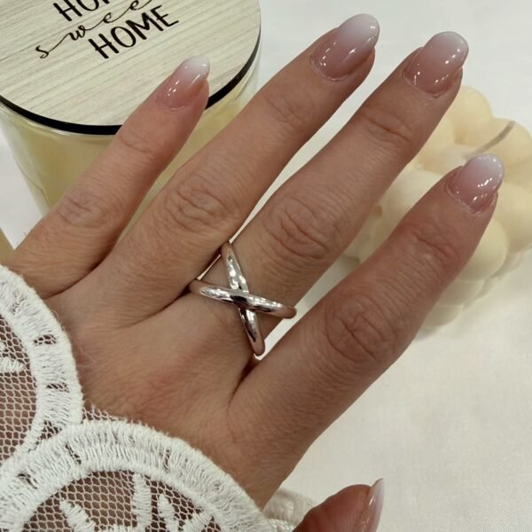 a anillo ambar 16 regulables.
