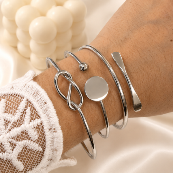 a 0 set x 3 pulseras esclavas plateadas modelo D