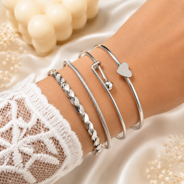 a 0 set x 4 pulseras esclavas plateadas modelo C