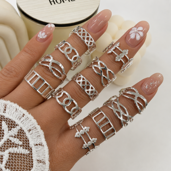 a a kit x 12 anillos surtidos talles variados modelo 6