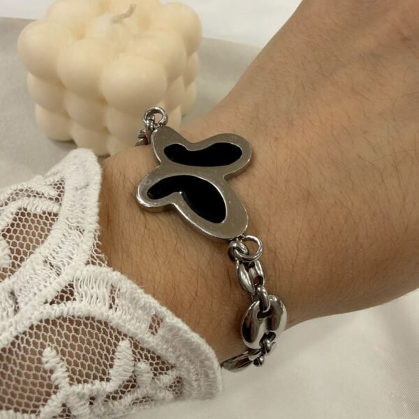 a Pulsera diseño a.q mod M