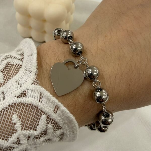 a Pulsera diseño a.q mod J