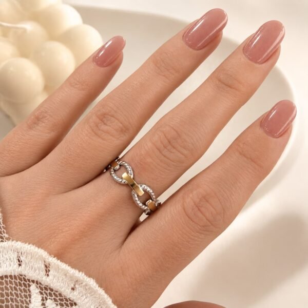 anillo astrid 8 regulable a. quirurgico combinado dorado