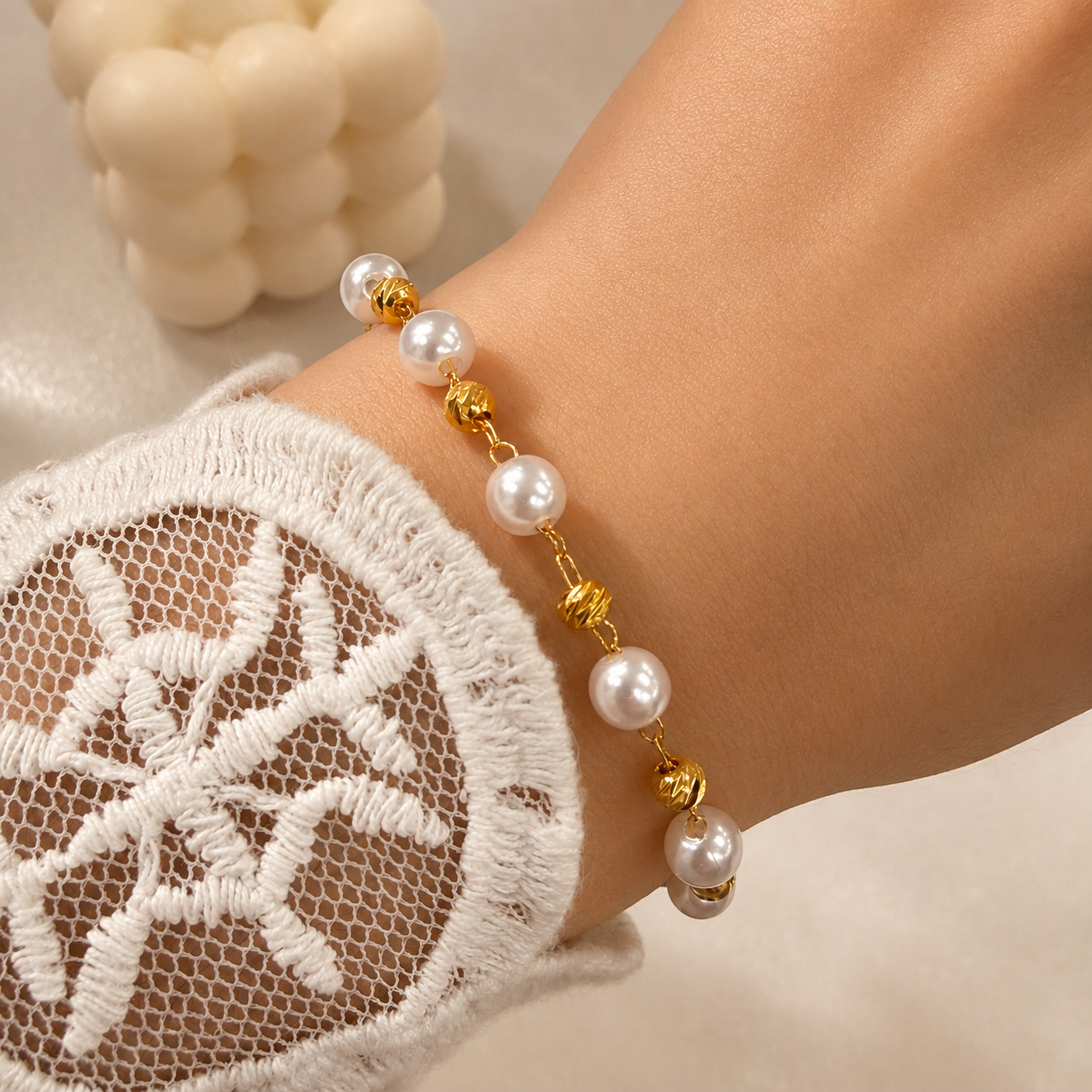 pulseras doradas mod H
