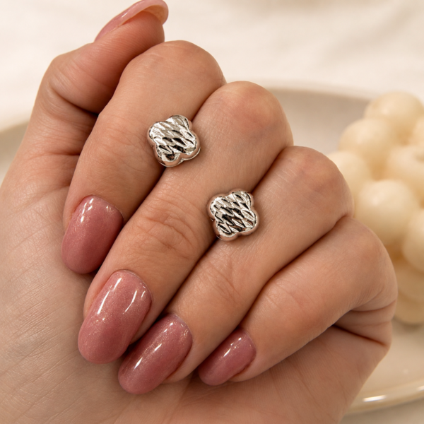 aros plateados x 2 pares cliff y corazon