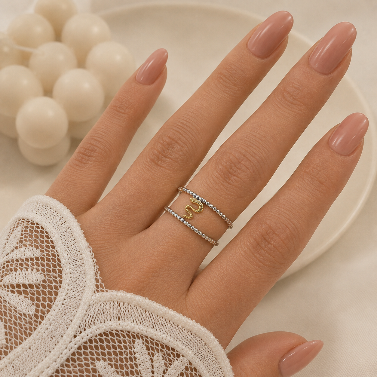 anillo astrid 32 regulable a. quirurgico combinado dorado