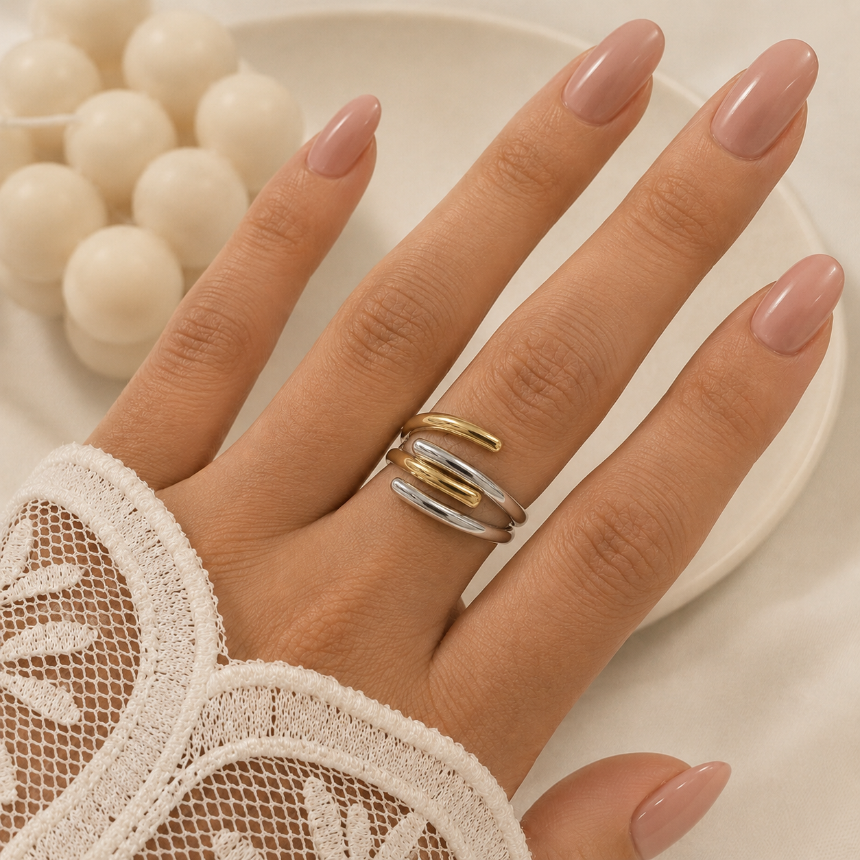anillo astrid 35 regulable a. quirurgico combinado dorado