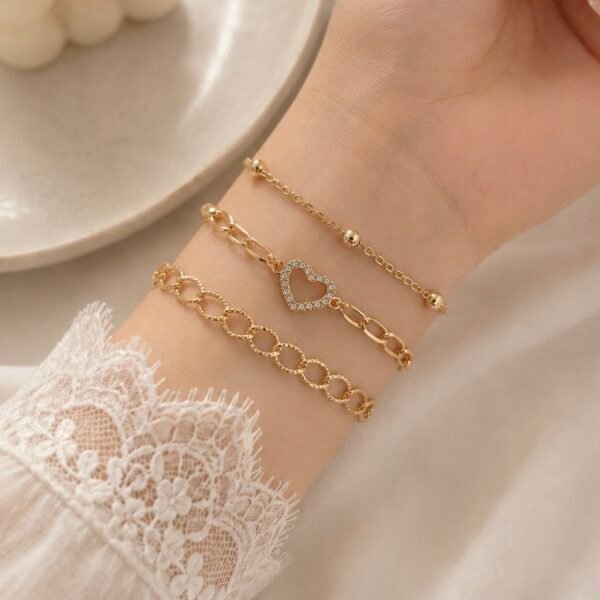 a 0 set x 3 pulseras dorada modelo U