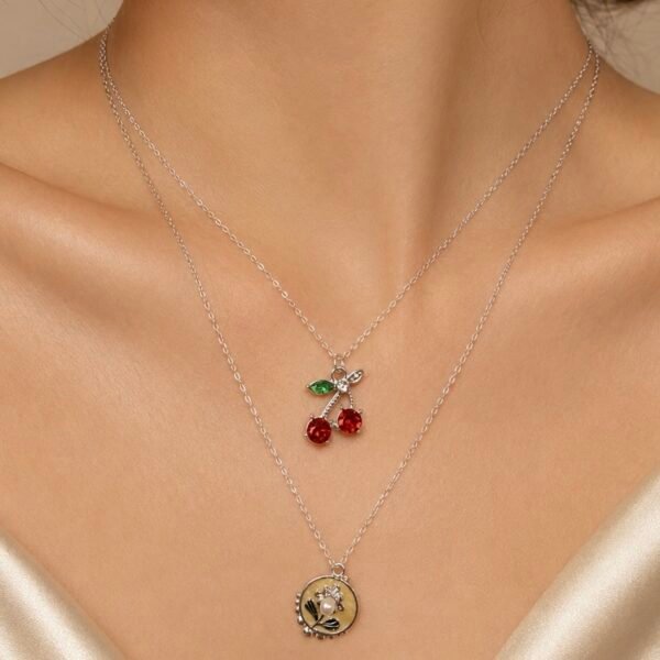 a 0 collar plateado mod Tuli 21