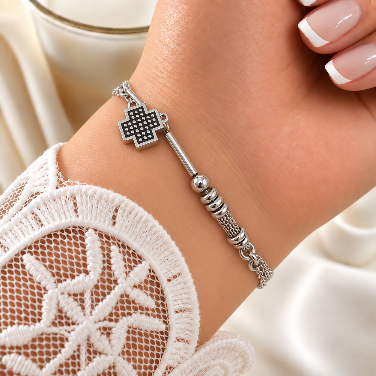 a Pulsera diseño a.q mod P