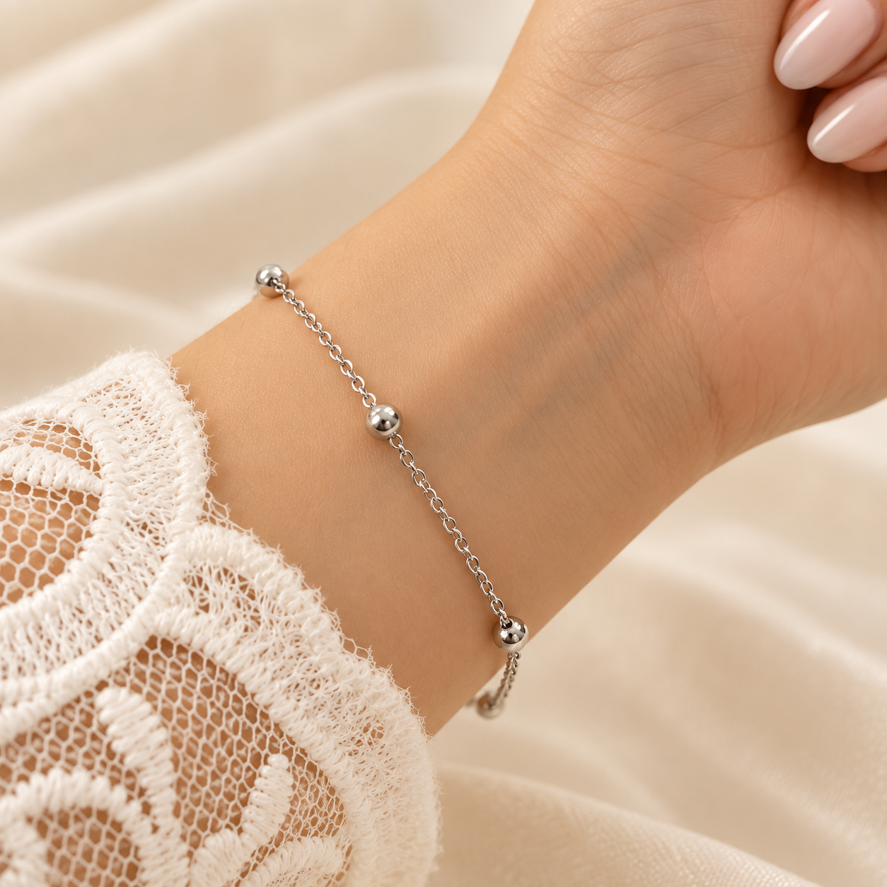a Pulsera diseño a.q mod W